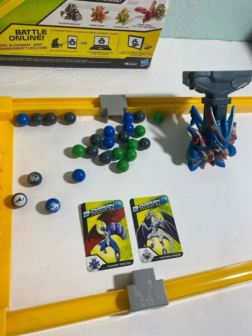 Hasbro B-Daman Crossfire Break Bomber Battlefield Set Read